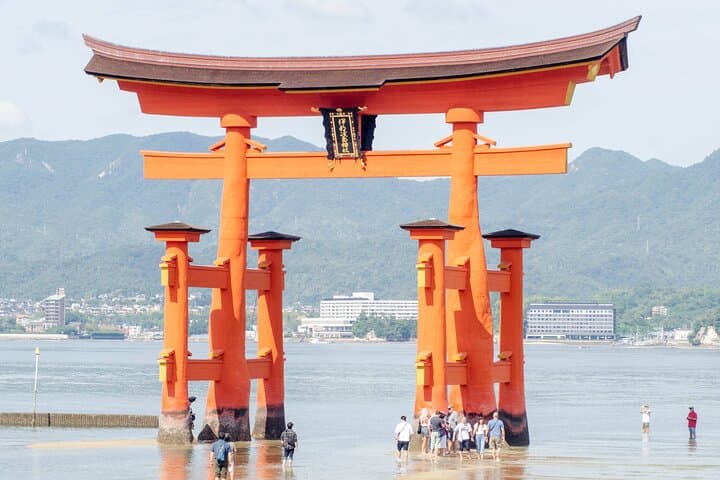 Hiroshima and Miyajima Private Guided Tour — photo 6