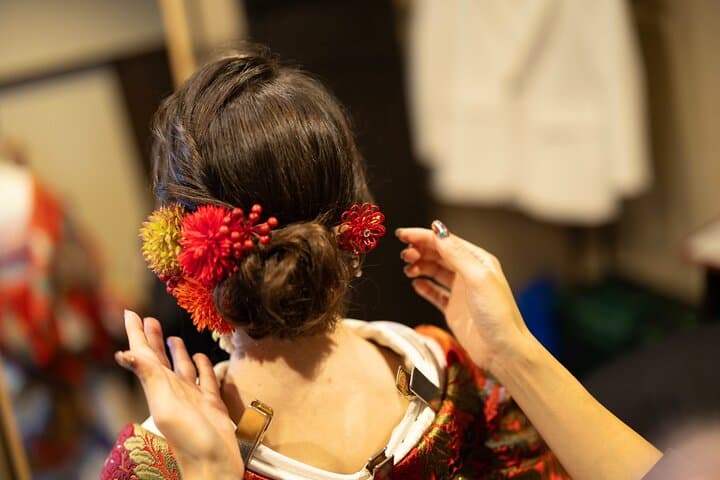 Private Luxury Romantic Photoshoot in a Traditional Kimono — photo 2