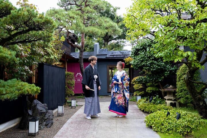 Private Luxury Romantic Photoshoot in a Traditional Kimono — photo 6