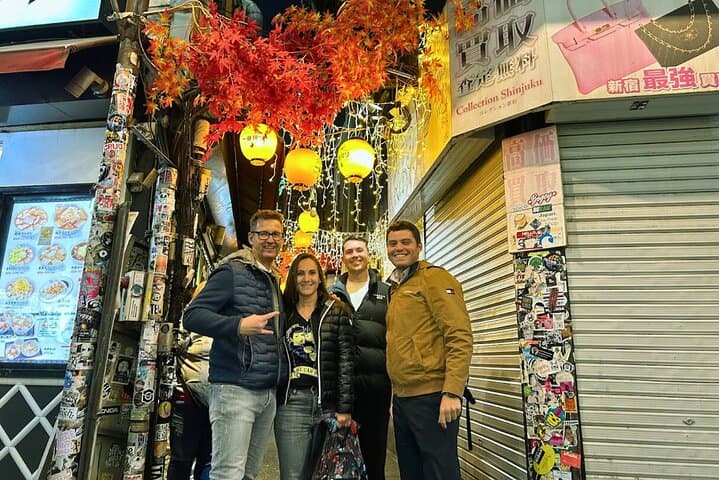 4 Hours Shibuya - Shinjuku Night Tour — photo 3