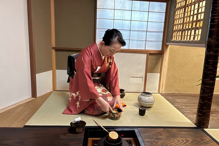 Kyoto Private Tea Ceremony with Tea Master at Home — photo 17