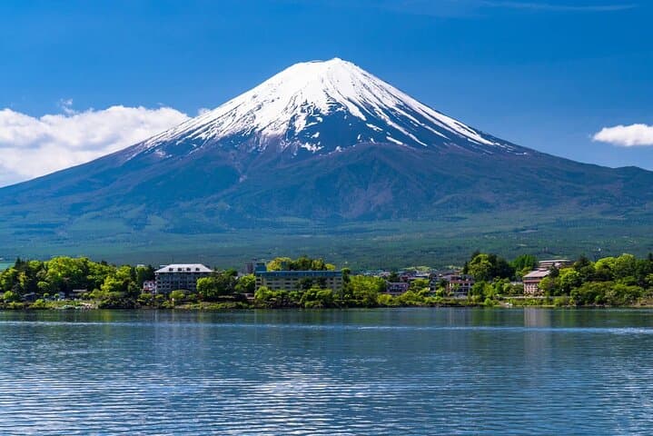 Mt.Fuji day trip with English Speaking Chauffer — photo 2