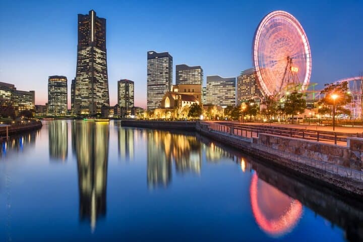 Tokyo: Yokohama Day and Night Tour with English Speaking Driver — photo 2