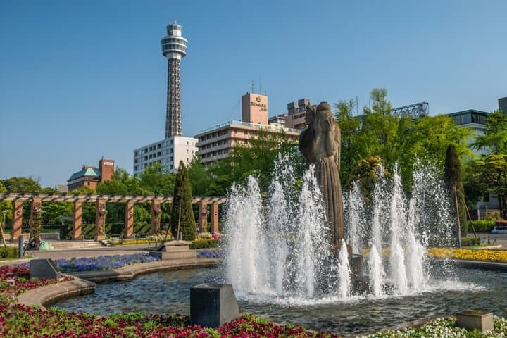 Tokyo: Yokohama Day and Night Tour with English Speaking Driver — photo 11