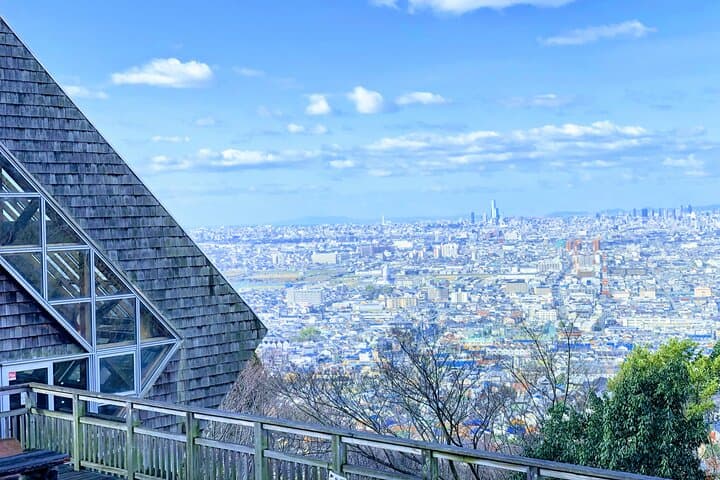 Overlooking the magnificent view of Osaka — photo 4