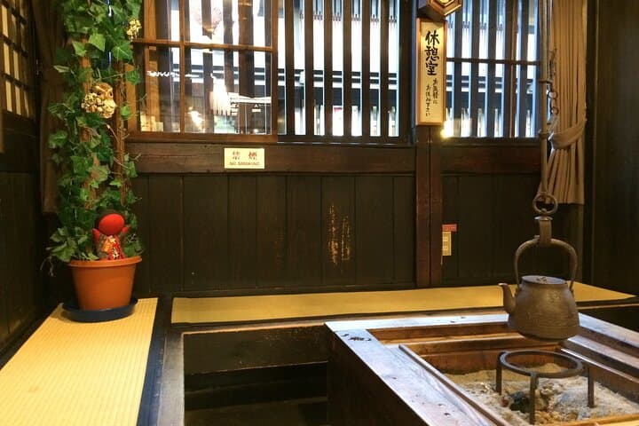EXPERIENCE TAKAYAMA & LOCAL SAKE TASTING with explanation 1 HOUR! — photo 8