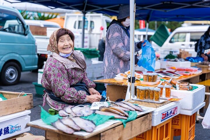 Private Yokocho and Tatehana Market Tour — photo 7