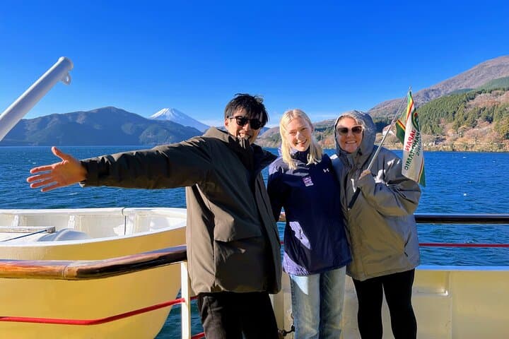 Mt Fuji and Hakone 1-Day Bus Tour Return by Bus — photo 9