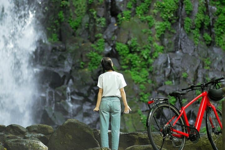 Marlin E-Bike Journey Across Mt. Aso from Kumamoto Airport — photo 3