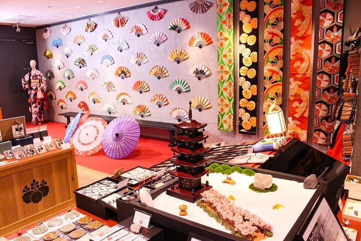 Miniature Japanese Zen Garden Crafting + Tea Experience — photo 17