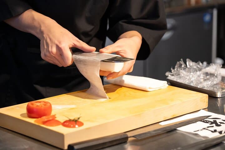 Tokyo Keen Japanese Knife and Sashimi Workshop (Tuna Don / Sushi) — photo 16