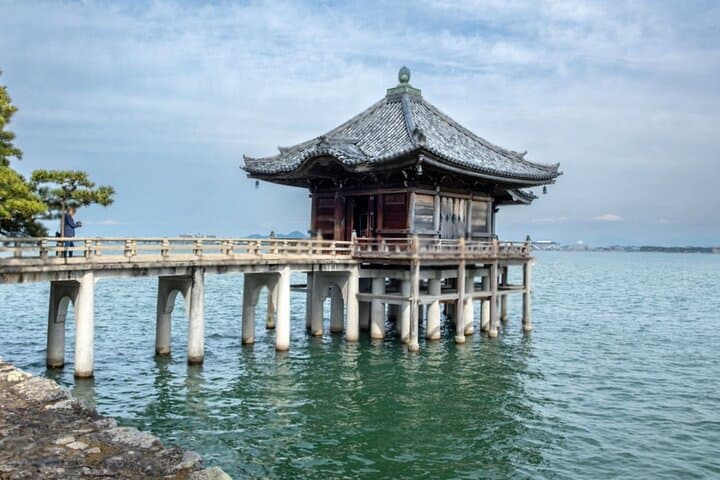 Kyoto Osaka to Lake Biwa Private Day Tour — photo 3