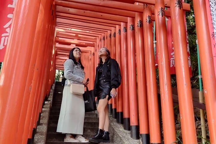 Traditional Morning Walking Tour with a Local Guide — photo 12