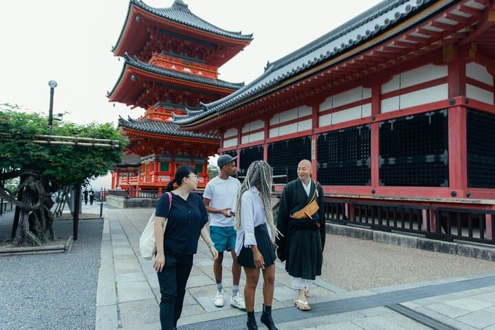 Enter the Unseen: A VIP Monk-Guided Experience at Kiyomizu-dera — photo 7