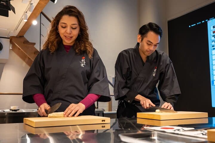Keen Japanese Knife Experience in Tokyo — photo 2