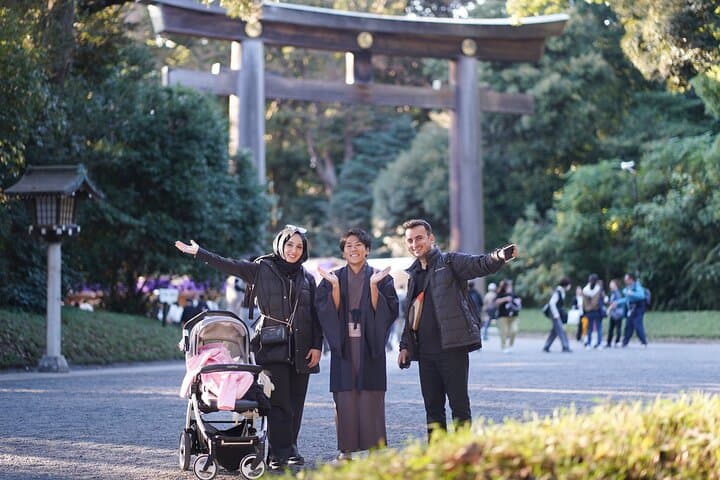 Private Meiji Shrine Tour: Exclusive VIP Guide — photo 4
