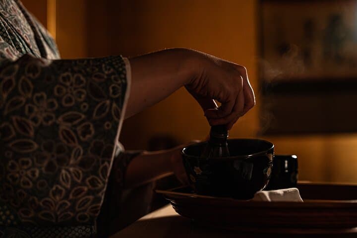 Kimono Tea Ceremony Experience in Hokkaido
