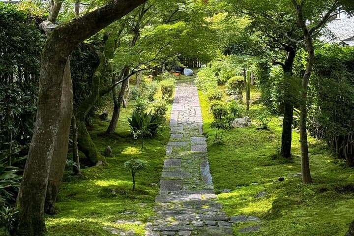 Kyoto: Ryōan-ji, Greatest Zen Garden Guided Tour in 90 Min. — photo 3