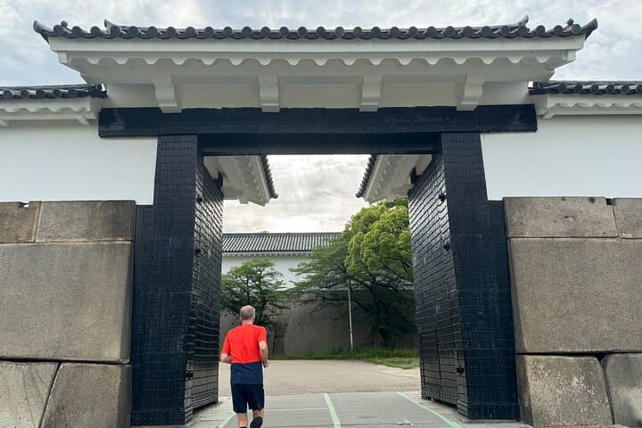 Osaka Early Morning Osaka Castle Tour Avoid Crowds — photo 2