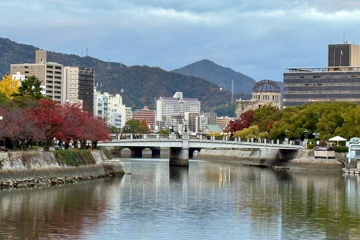 Hiroshima History Tour : A-Bomb Dome, Peace Memorial & City — photo 15