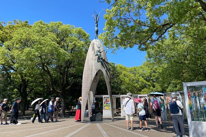 Hiroshima History Tour : A-Bomb Dome, Peace Memorial & City — photo 2