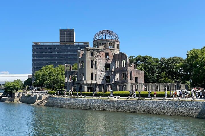 Hiroshima History Tour : A-Bomb Dome, Peace Memorial & City — photo 18