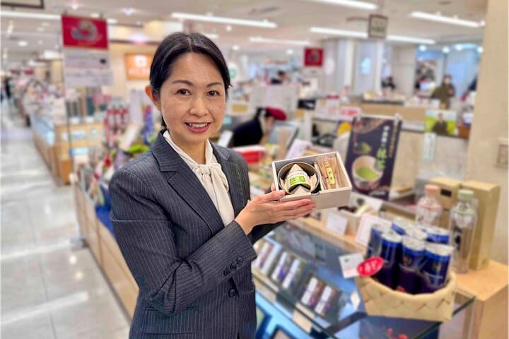 Hiroshima 6hr Private Guided Tour & Shopping with Concierge — photo 3