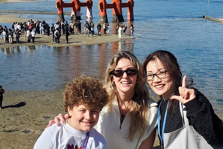1-Day Private Sightseeing Tour in Hiroshima and Miyajima Island — photo 10