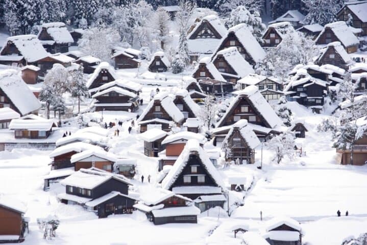 World Heritage Shirakawago and Gokayama Tour by Nohi Bus — photo 10