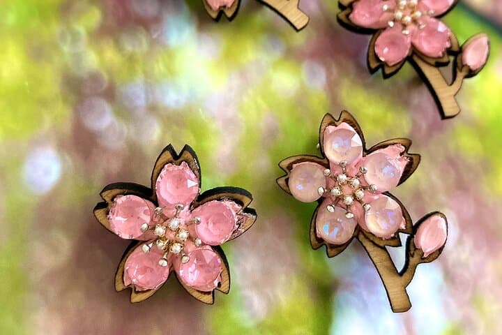 Making accessories from eco-friendly wood in Nara, Japan — photo 2