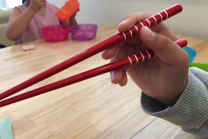 Mastering the Proper Use of Chopsticks in Osaka — photo 3