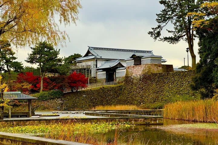 Kanazawa Half Day Private Tour - Castle, Garden, Geisha District — photo 6
