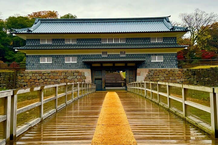 Kanazawa Half Day Private Tour - Castle, Garden, Geisha District — photo 7