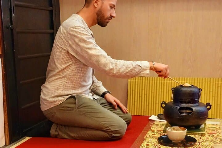 Tea Ceremony with Japanese Harp Performance in Kyoto — photo 2