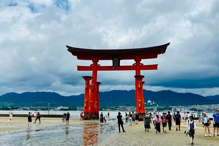 Beautiful Hiroshima, Peace Park and Miyajima Island — photo 12