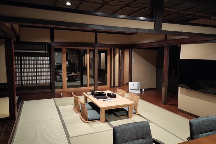 3 Days Guided Sightseeing in Satoyama — photo 5