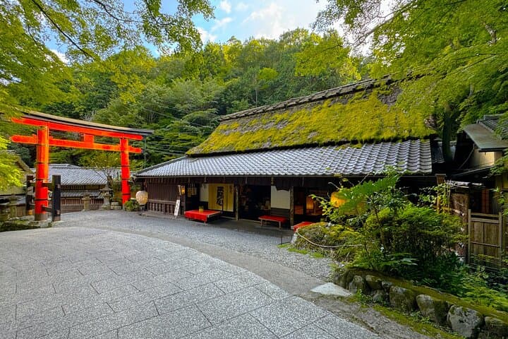 Kyoto: Arashiyama Backstreet & Hidden Temple Guided Tour — photo 3