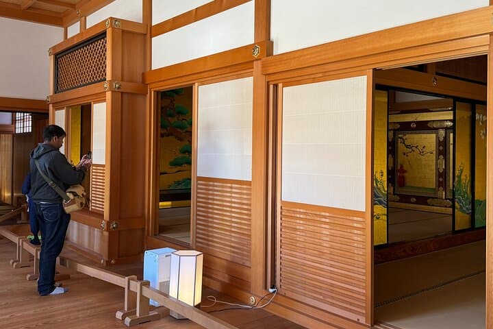 Nagoya Castle Private Guided Tour — photo 13
