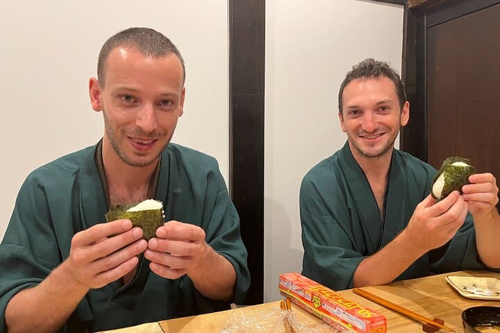 Takayama Rice Ball and Miso Soup Making at a buddhist temple — photo 15