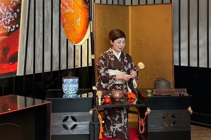 Kakuozan Tour with Tea Ceremony Experience
