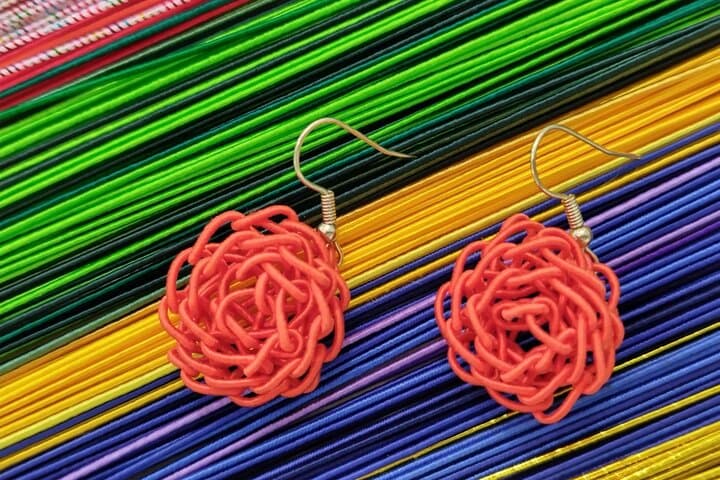 Making cute Mizuhiki knot accessories in Osaka — photo 3