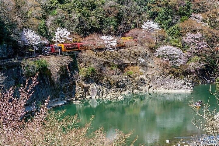Kyoto Hozugawa River Boat Sagano Romantic Train Arashiyama Tour — photo 4