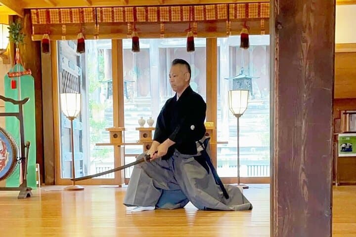 Experience Kobudo Iai Heiho using Mock Japanese Sword in Tokyo — photo 6