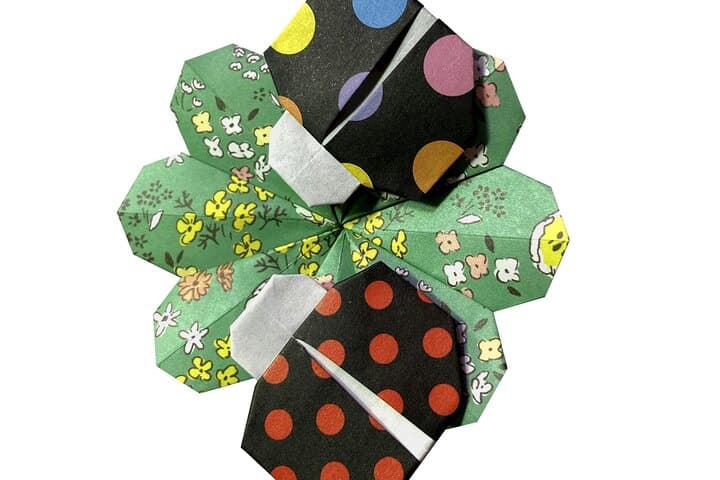 Japanese miniature kimono made with origami in Osaka — photo 11