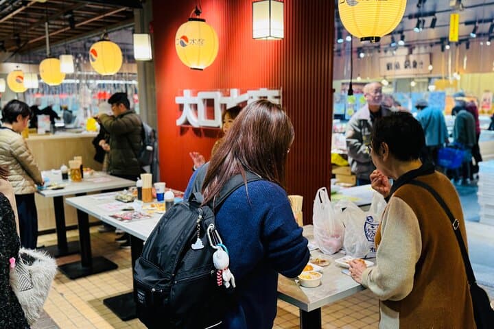 Kanazawa: 2-Hour Private Tour of Omicho Market with Tastings — photo 13