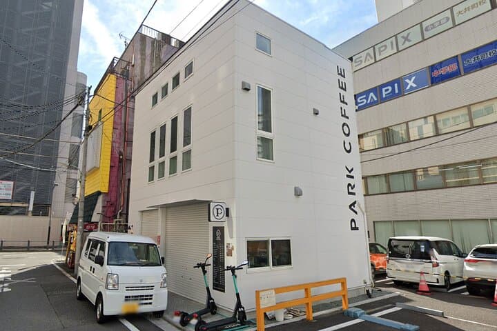 Making traditional Japanese cultural fans in Tokyo — photo 17