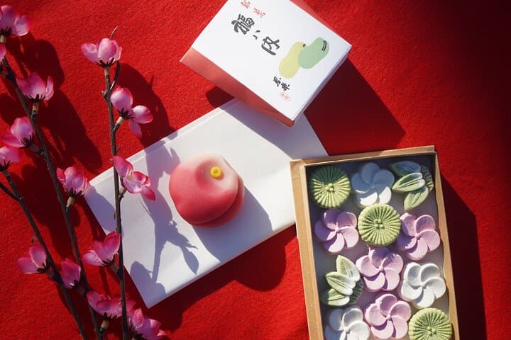 Tokyo Cherry Blossom Matcha Experience in Yoyogi Park (Shibuya) — photo 18