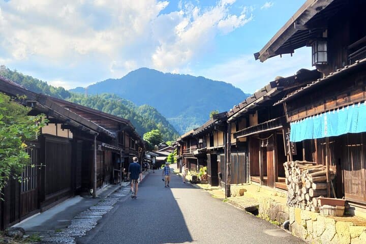 Nakasendo Post Town Trekking and Izakaya Hopping Tour — photo 7