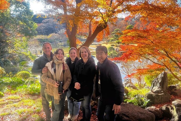 Tokyo Private Tour: Imperial Palace East Gardens&Edo Castle Ruins — photo 17