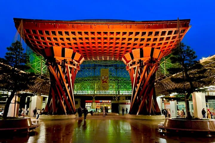 Kanazawa: Choose Your Area Food & Bar Hopping Tour — photo 2